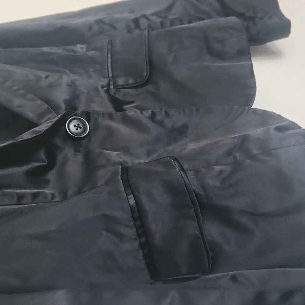 🌞2/$30 // EXPRESS DESIGN STUDIO: Black Satin Blazer - Picture 4 of 8